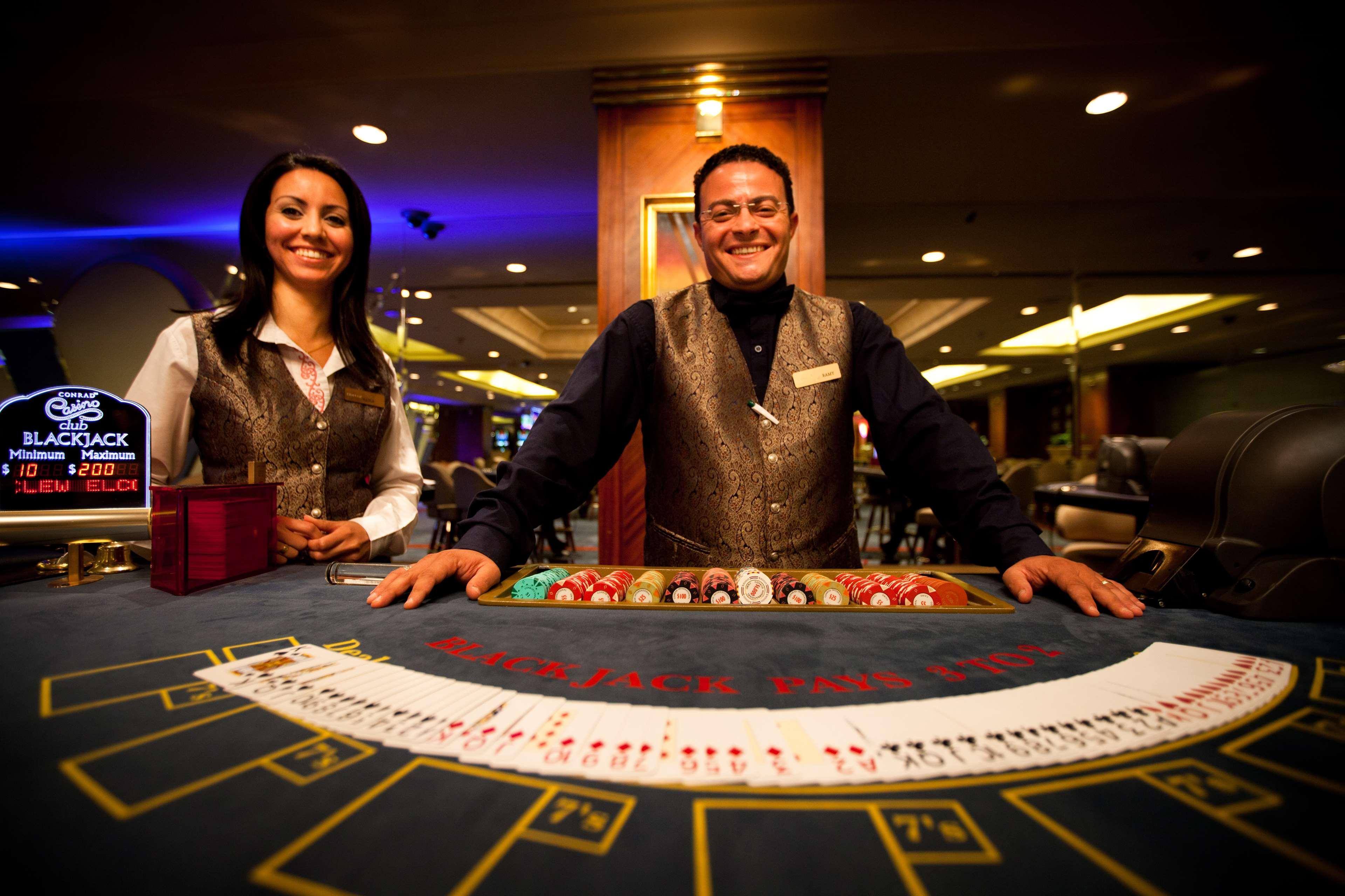 Sofitel Cairo Downtown Nile Hotel Eksteriør billede Casino Barcelona