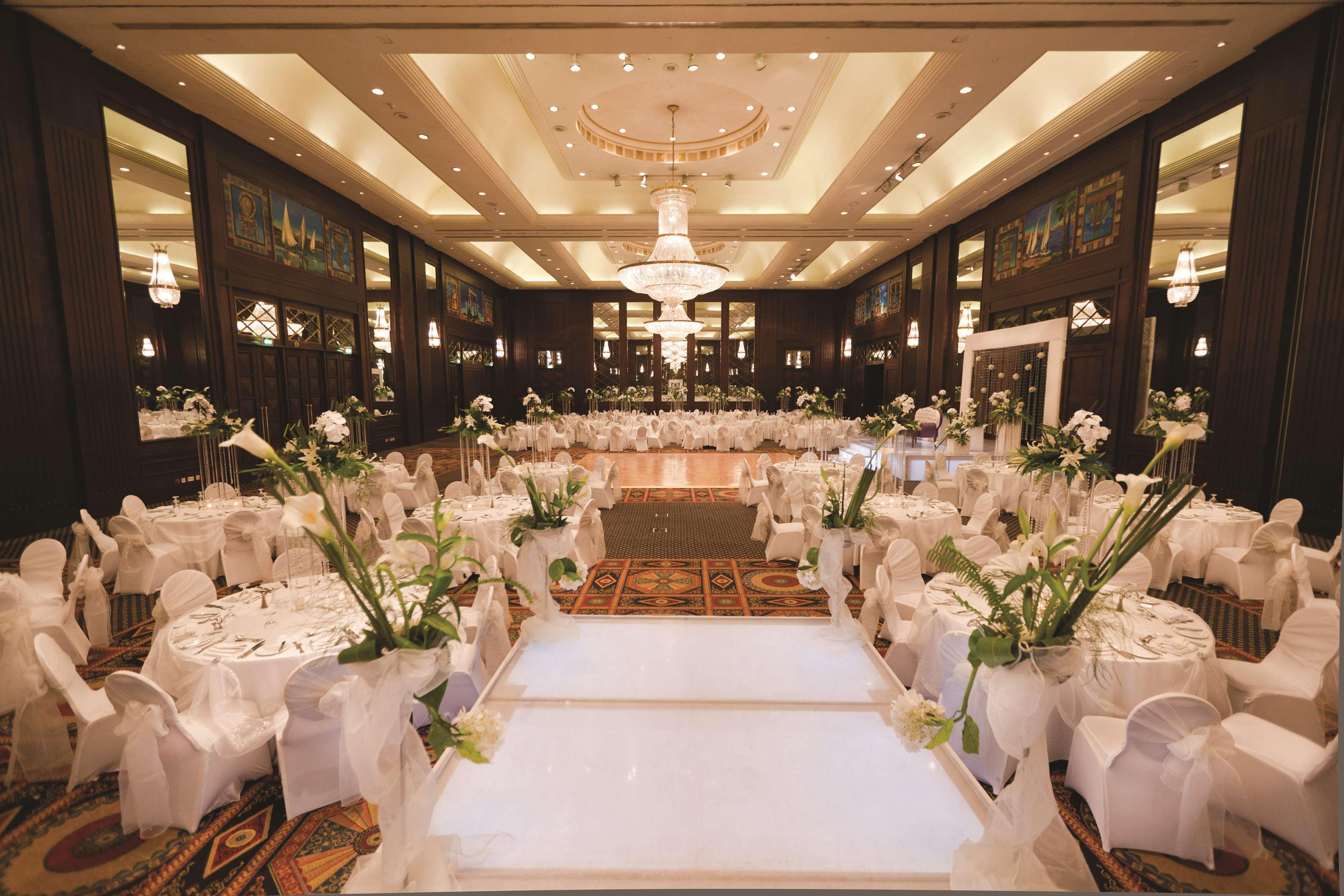 Sofitel Cairo Downtown Nile Hotel Restaurant billede The ballroom