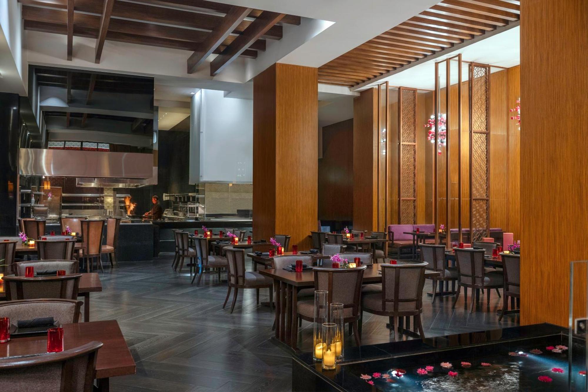 Sofitel Cairo Downtown Nile Hotel Eksteriør billede The interior of the restaurant